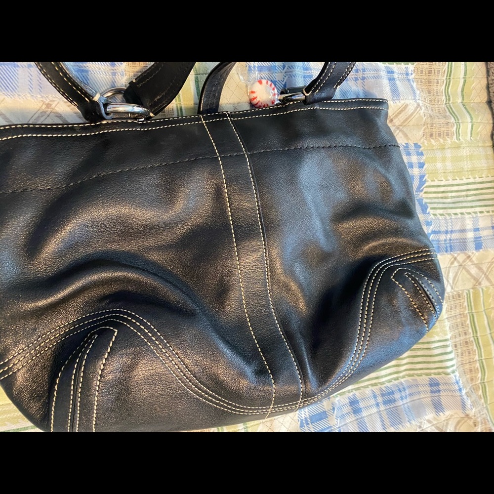 Handbag - Picture 2 of 4